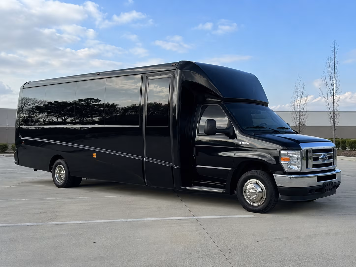 downtown flagstaff prom venues are easier with the right bus size
