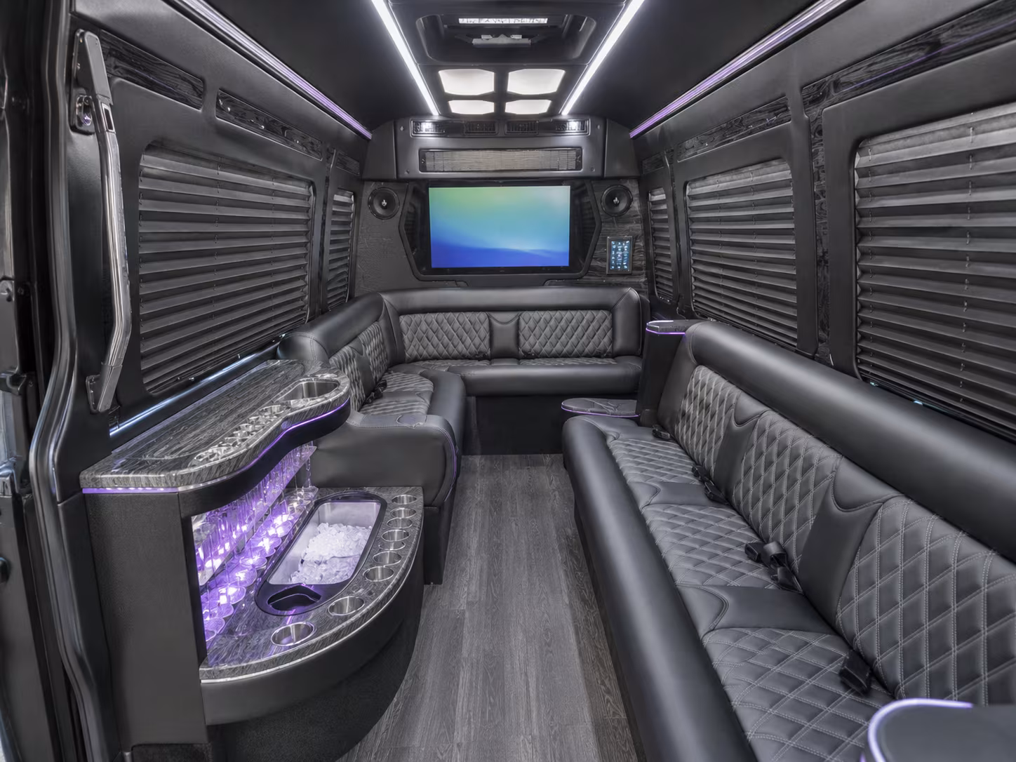 flagstaff 25 passenger party bus