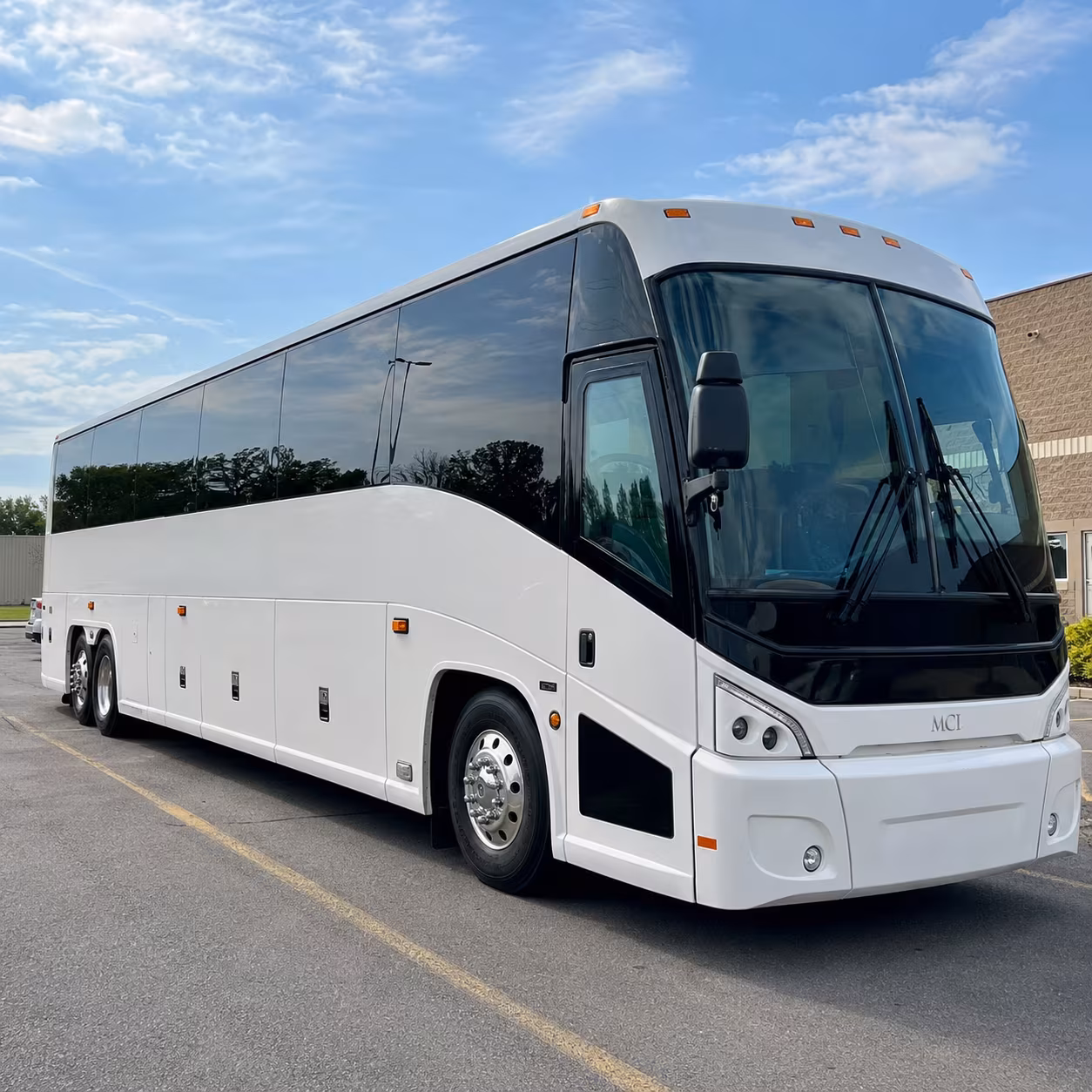 glendale charter bus rentals to concerts festivals in glendale