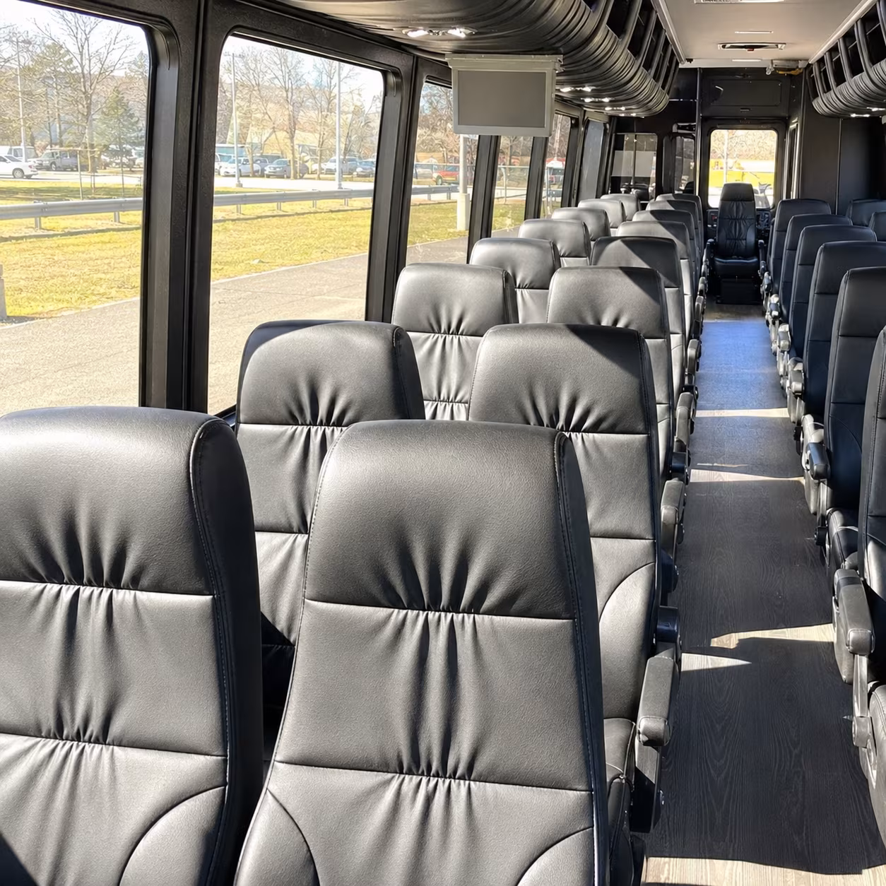 peoria show up to peoria concerts in a charter bus