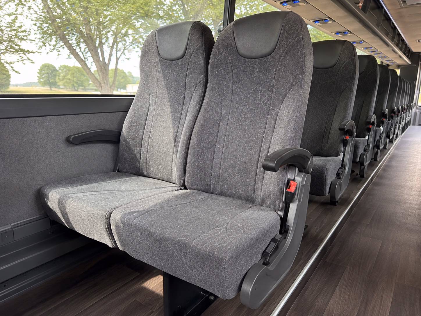 tempe employee charter buses for small teams and large workforces